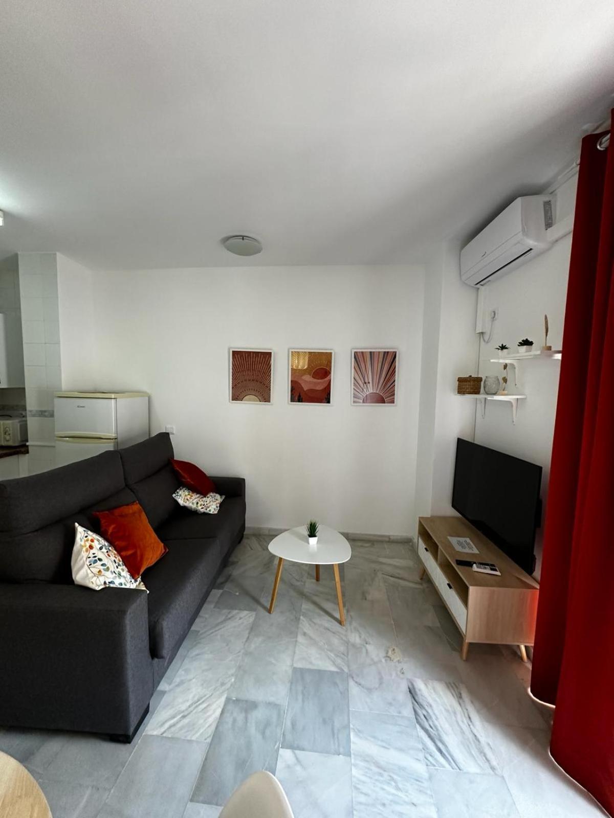 Apartamentos Don Diego La Carihuela Torremolinos Exterior foto